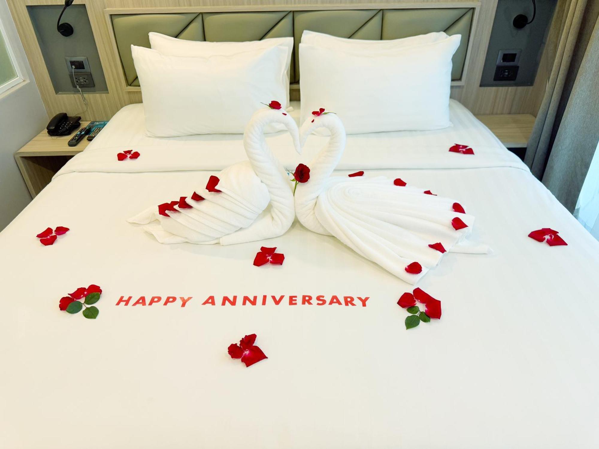 Clarian Hotel Beach Patong Zewnętrze zdjęcie