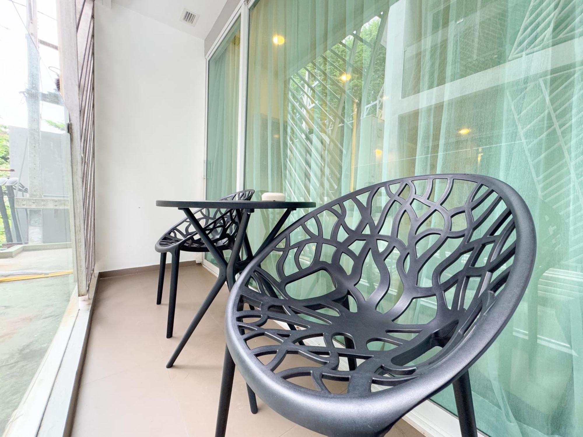 Clarian Hotel Beach Patong Zewnętrze zdjęcie