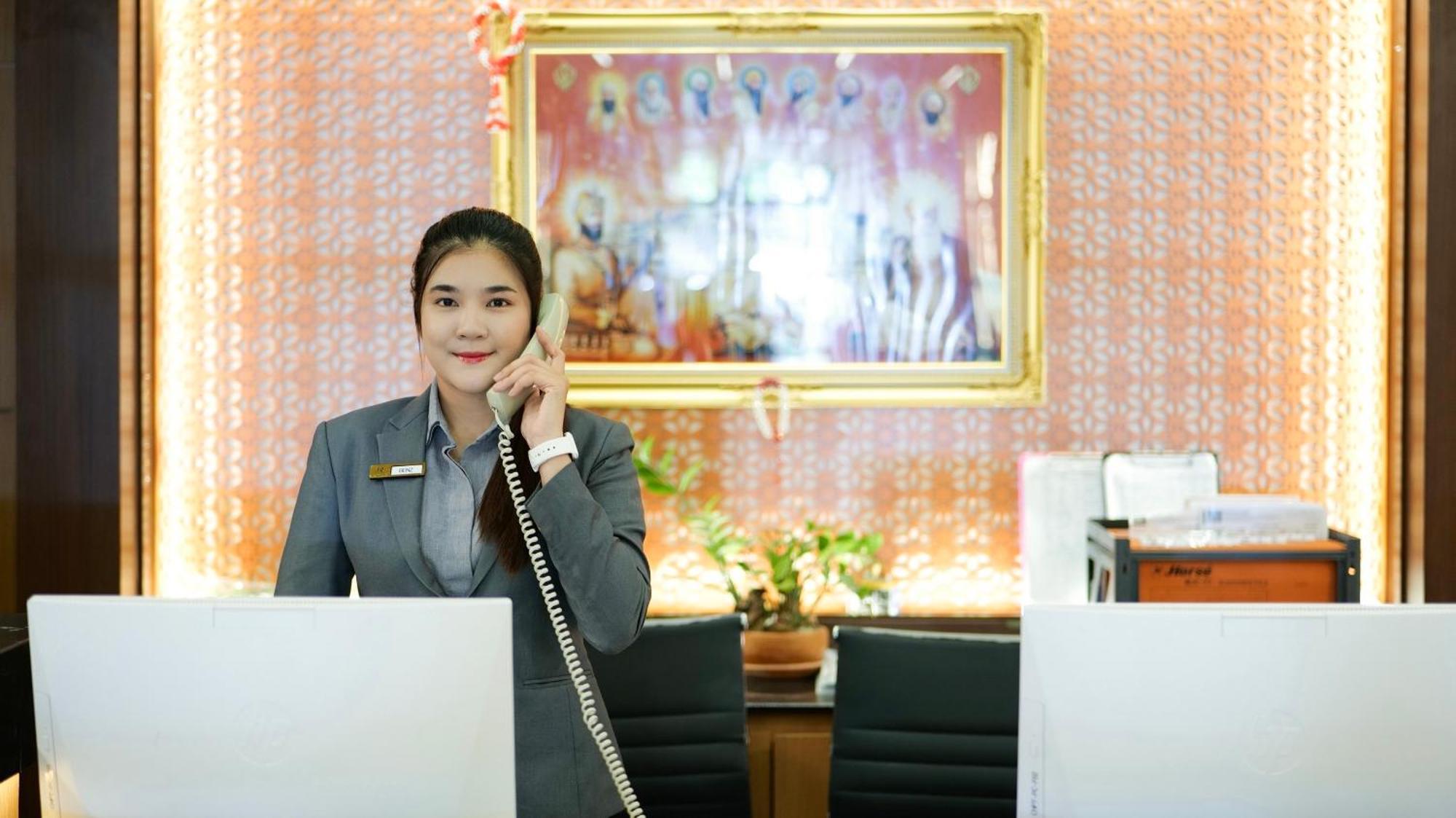 Clarian Hotel Beach Patong Zewnętrze zdjęcie